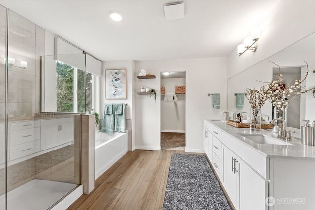 17500 NE Midnight Sun Loop, Poulsbo, WA 98370