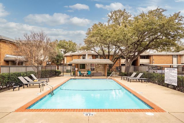 2808 Escada Drive 107, Farmers Branch, TX 75234