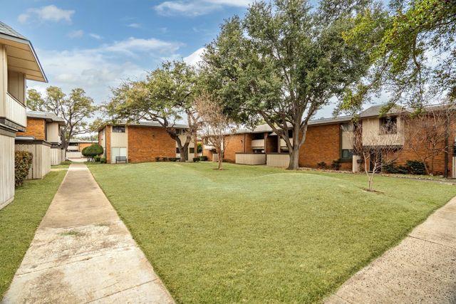 2808 Escada Drive 107, Farmers Branch, TX 75234