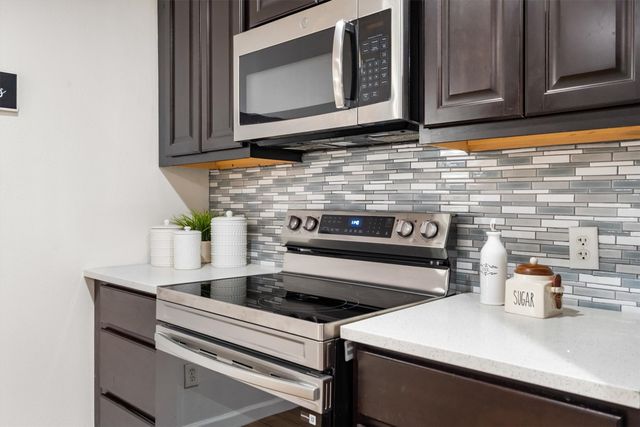 2808 Escada Drive 107, Farmers Branch, TX 75234