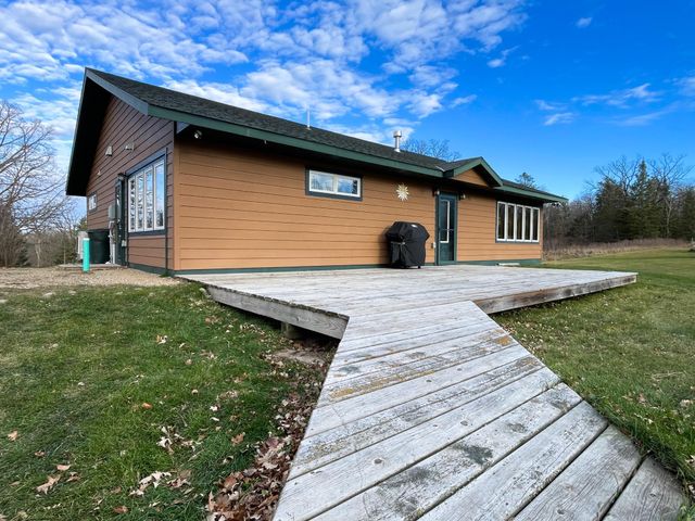 21280 State 92, Bagley, MN 56621