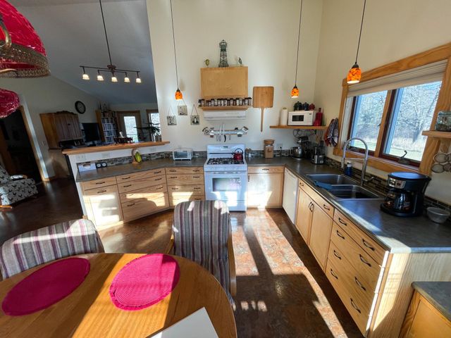 21280 State 92, Bagley, MN 56621