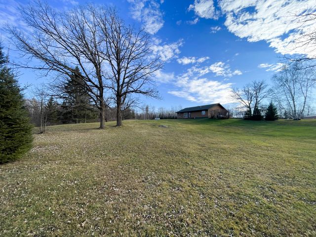 21280 State 92, Bagley, MN 56621