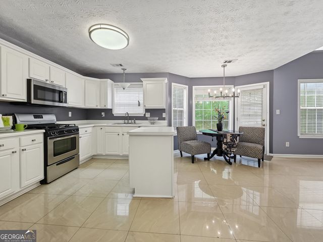 3359 Rockmill Drive, Ellenwood, GA 30294