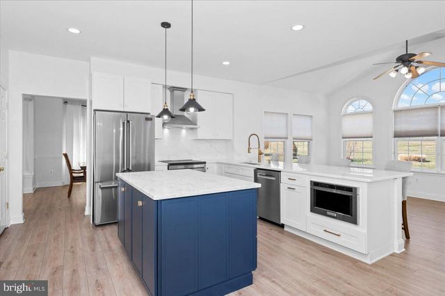 18106 BULLOCK CT, Hagerstown, MD 21740