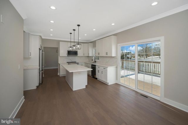 22 ROCK HILL CHURCH RD, Stafford, VA 22556