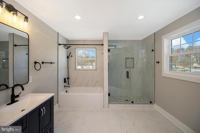 22 ROCK HILL CHURCH RD, Stafford, VA 22556