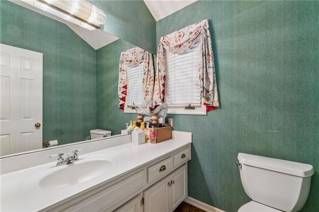 14936 Rhodes Circle, Lenexa, KS 66215