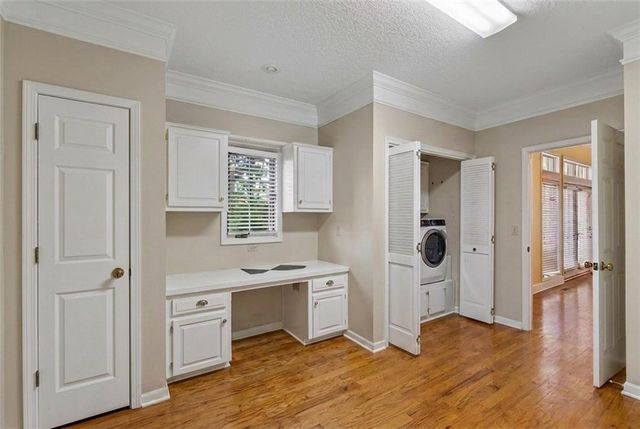 14936 Rhodes Circle, Lenexa, KS 66215