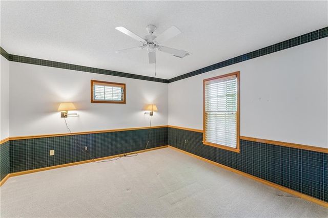 14936 Rhodes Circle, Lenexa, KS 66215