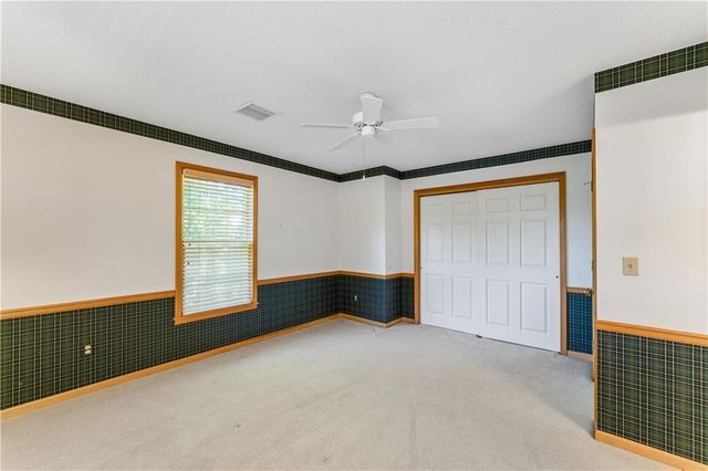 14936 Rhodes Circle, Lenexa, KS 66215
