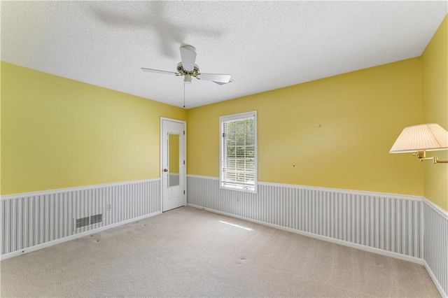 14936 Rhodes Circle, Lenexa, KS 66215