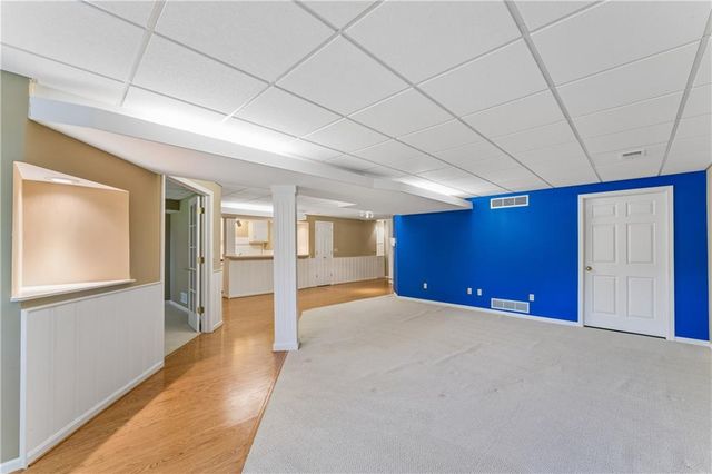 14936 Rhodes Circle, Lenexa, KS 66215