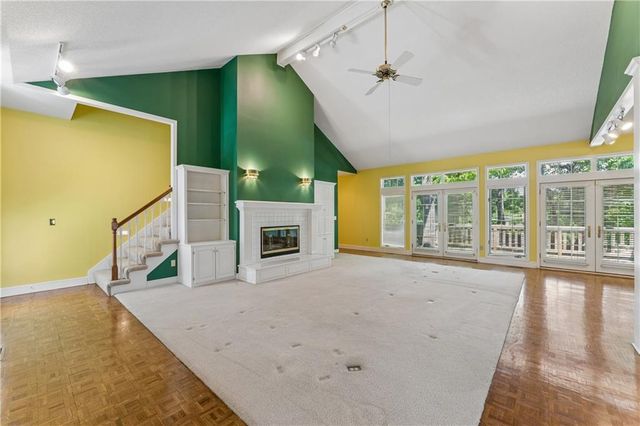 14936 Rhodes Circle, Lenexa, KS 66215