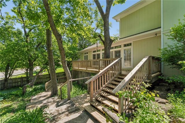 14936 Rhodes Circle, Lenexa, KS 66215