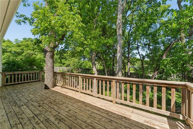 14936 Rhodes Circle, Lenexa, KS 66215
