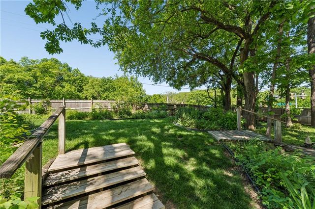 14936 Rhodes Circle, Lenexa, KS 66215