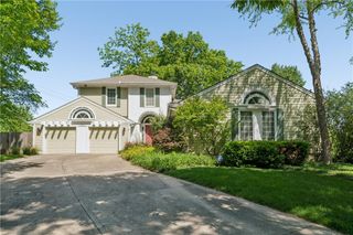 14936 Rhodes Circle, Lenexa, KS 66215