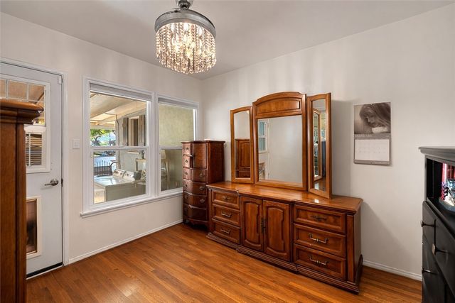 806 E I, Ontario, CA 91764