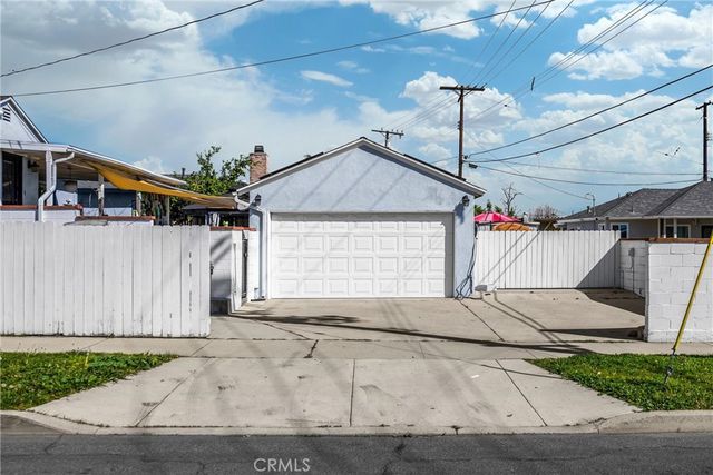 806 E I, Ontario, CA 91764