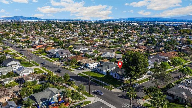 806 E I, Ontario, CA 91764