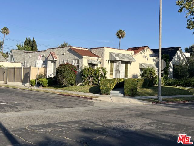 758 N Mansfield Avenue, Los Angeles, CA 90038