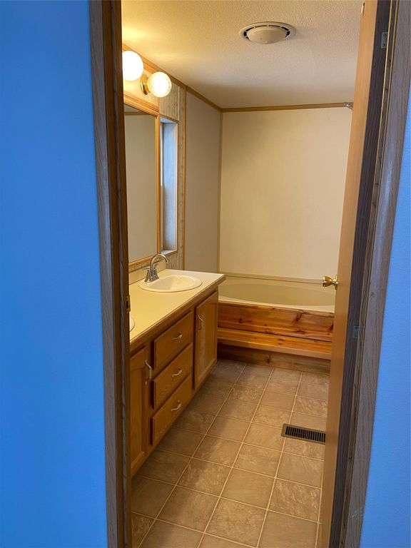 658 Revere Road, Eureka, MT 59917 photo 18