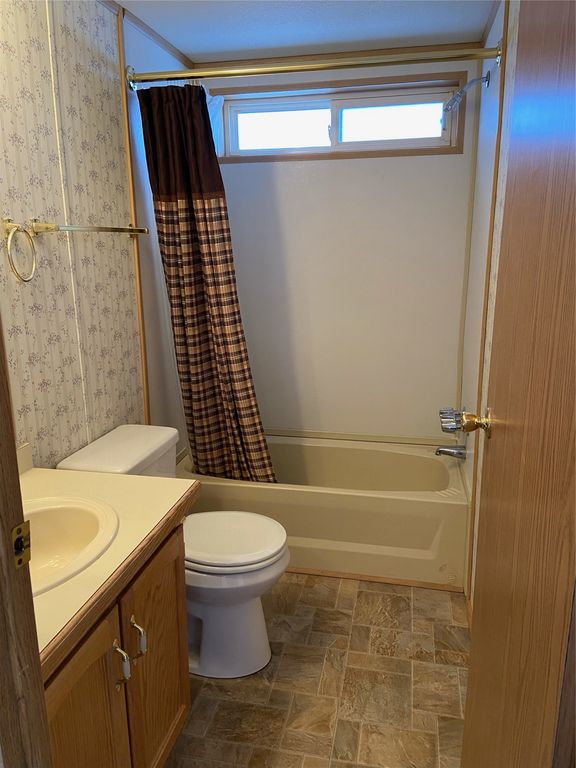 658 Revere Road, Eureka, MT 59917 photo 23