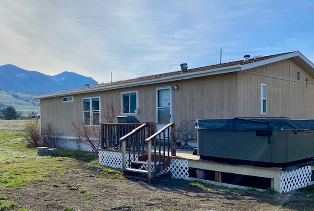 658 Revere Road, Eureka, MT 59917 photo 4