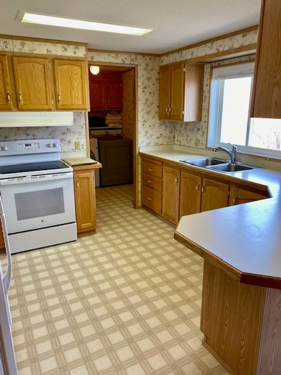 658 Revere Road, Eureka, MT 59917 photo 8