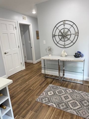 7 Port Holiday Drive Unit B, Kimberling City, MO 65686