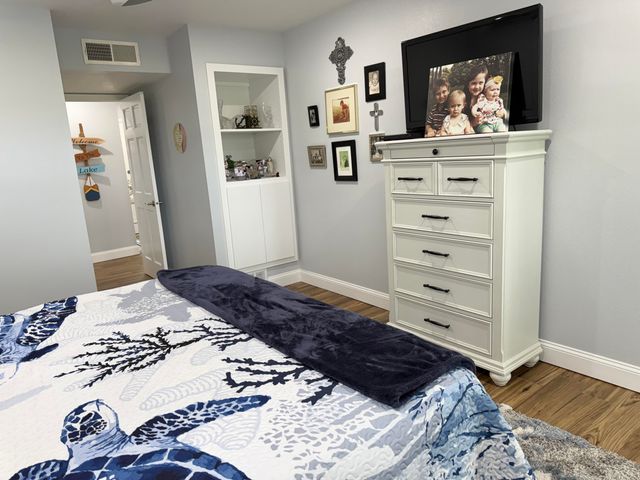 7 Port Holiday Drive Unit B, Kimberling City, MO 65686