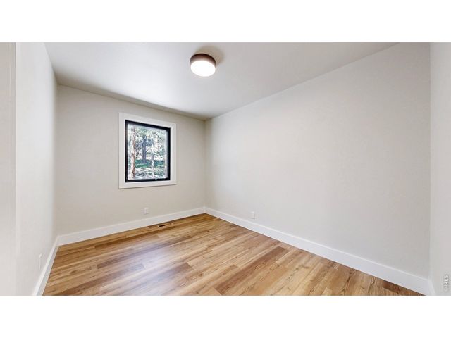 1013 Lexington Ln, Estes Park, CO 80517