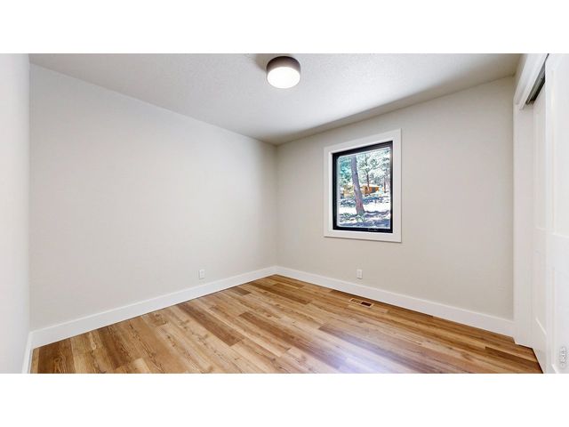 1013 Lexington Ln, Estes Park, CO 80517