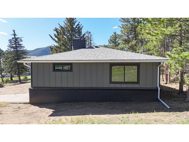 1013 Lexington Ln, Estes Park, CO 80517