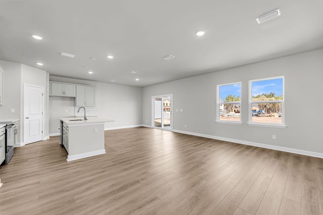 4022 Lemon Grass Lane, Ravenel, SC 29470