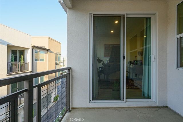 960 N Tangent Privado 303, Ontario, CA 91764