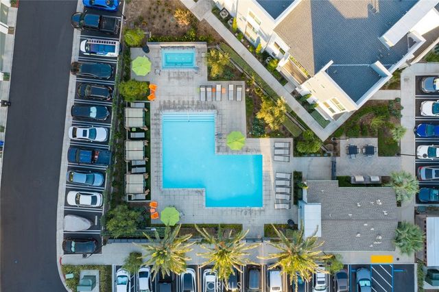 960 N Tangent Privado 303, Ontario, CA 91764