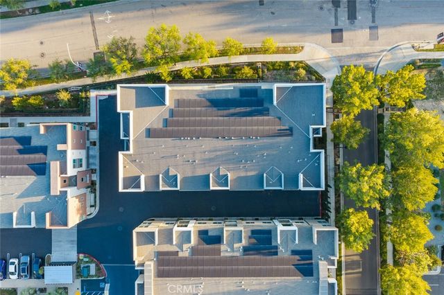 960 N Tangent Privado 303, Ontario, CA 91764