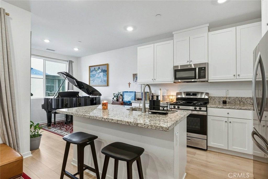 960 N Tangent Privado 303, Ontario, CA 91764 — photo 5