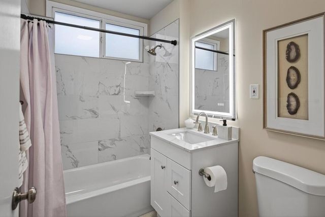 490 Westmoor Avenue, Daly City, CA 94015