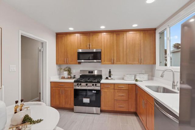 490 Westmoor Avenue, Daly City, CA 94015