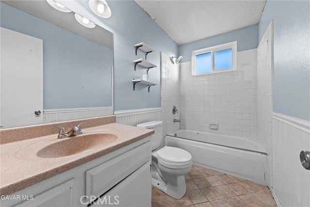 43637 Rembrandt, Lancaster, CA 93535