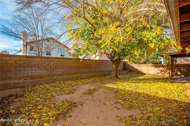 43637 Rembrandt, Lancaster, CA 93535