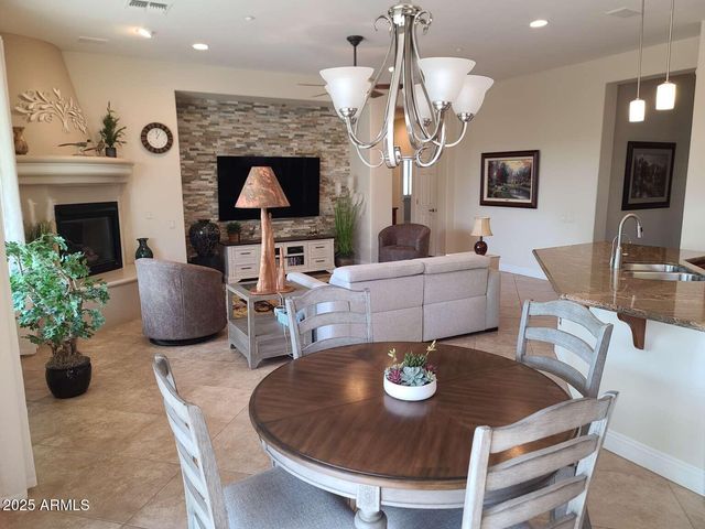 3337 W LINKS Drive, Phoenix, AZ 85086