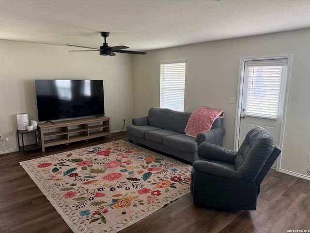 6606 Turnpike, Converse, TX 78109