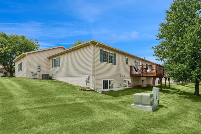 495 S 51st Street 29, West Des Moines, IA 50265