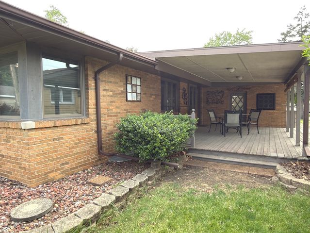 910 Catherine Street, Joliet, IL 60435