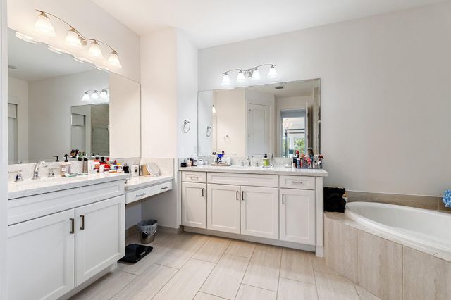 518 Carrara Court, Jupiter, FL 33478