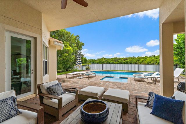 518 Carrara Court, Jupiter, FL 33478